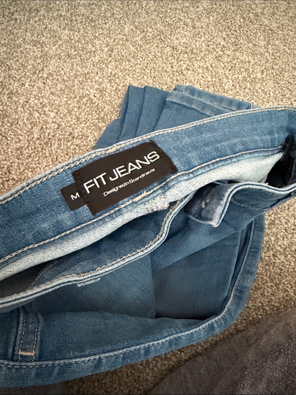 FIT JEANS Women’s Skinny Jeans - Medium Blue